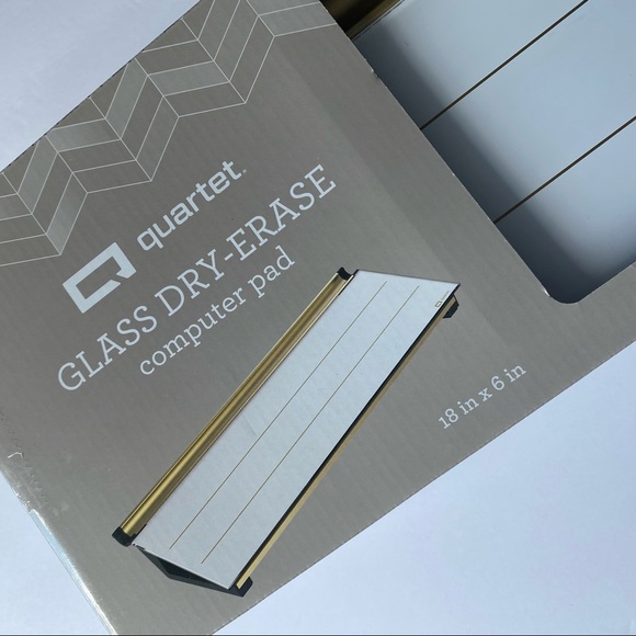 Quartet Glass Desktop Computer Pad - Whiteboard - Picture 5 of 7